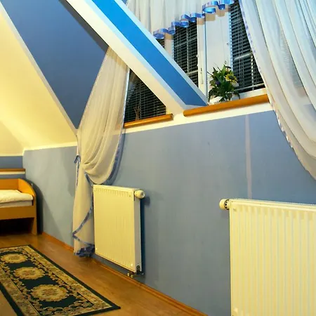 Jug Guest house 3*
